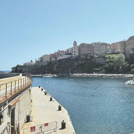 Three-bedroom Holiday In Bastia * Bastia (Corsica)
