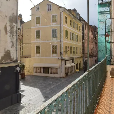 Hébergement de vacances Three-bedroom Holiday In Bastia