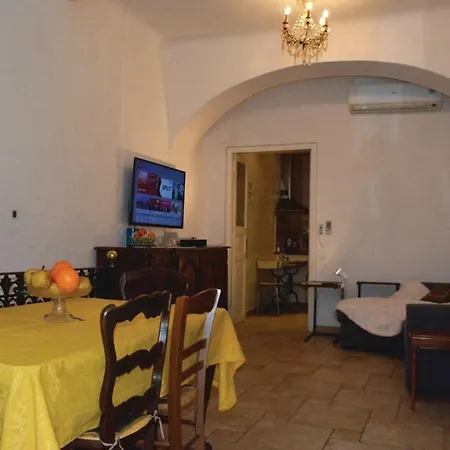 Hébergement de vacances Three-bedroom Holiday In Bastia